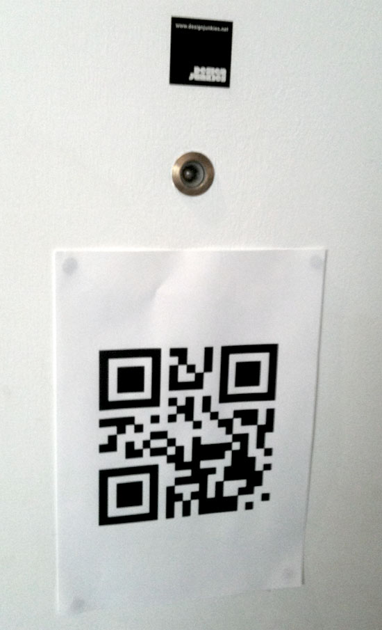 Design Junkies - QR Code for the door!